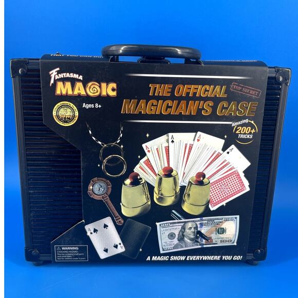 Fantasma Magic Secret Magic Case with Over 50 Tricks and Instructional DVD - Picture 1 of 6